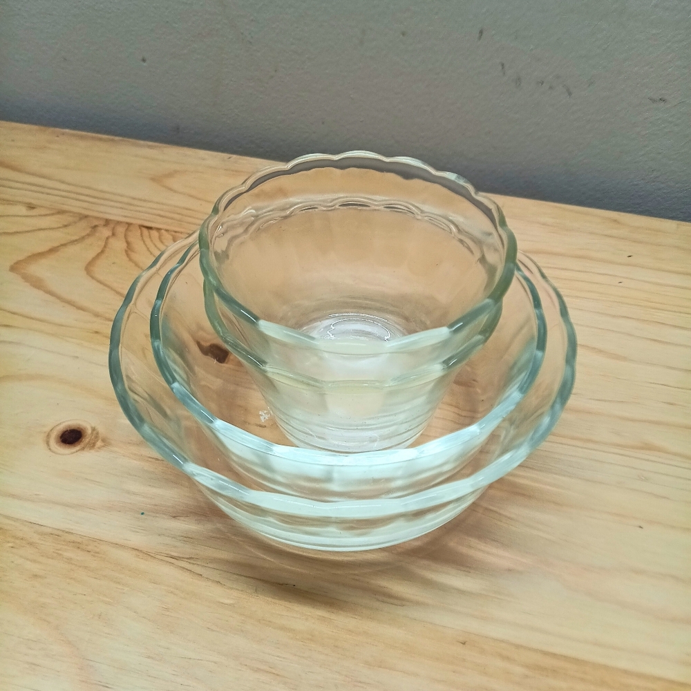 Set Of 4 Fireking Custard Dishes